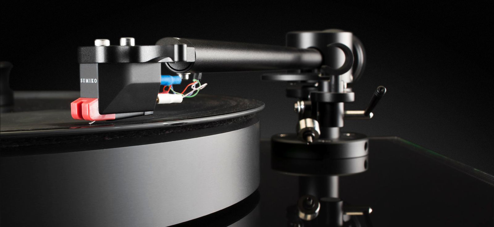 McIntosh MT2 now ships with the Sumiko Moonstone moving magnet phono cartridge installed