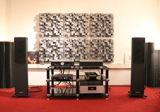 Ohm Audio Company Special IMG 5938 550pix 550x383